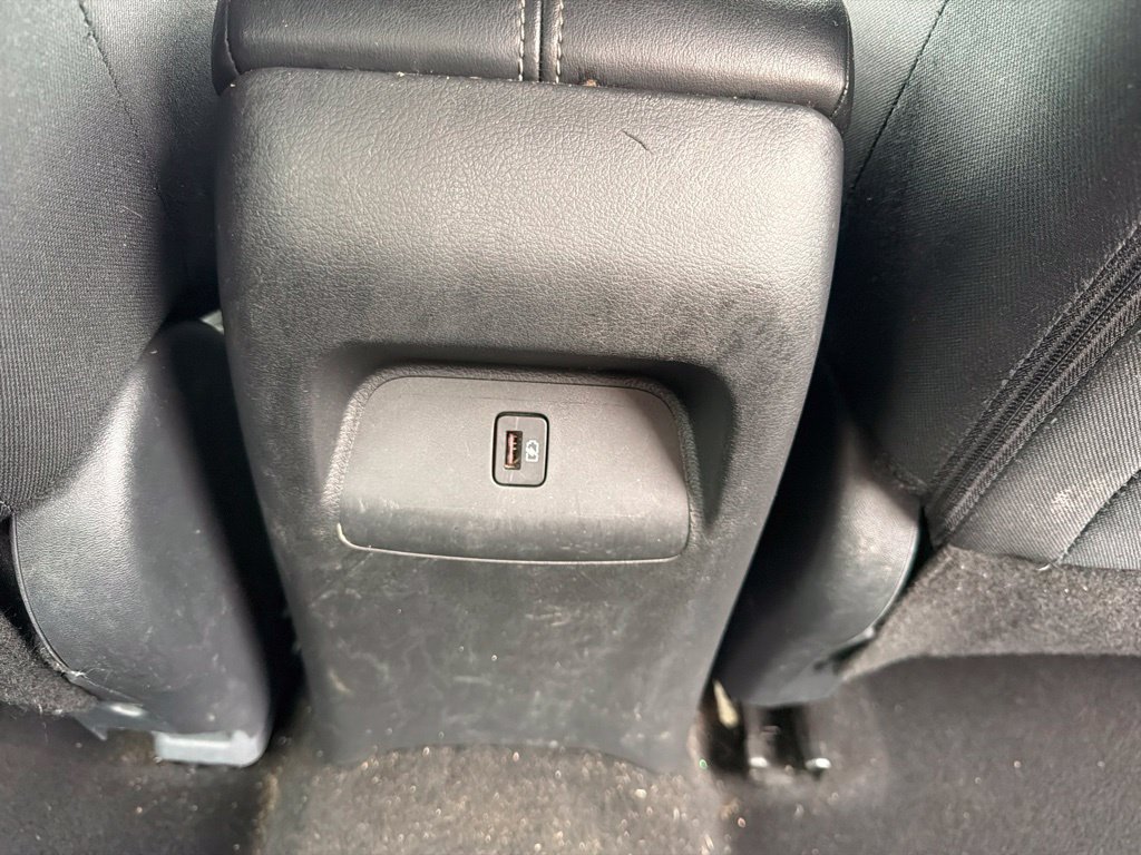 Used 2025 Nissan Sentra SV FWD image 21