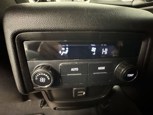 Certified 2019 GMC Acadia SLE image 30