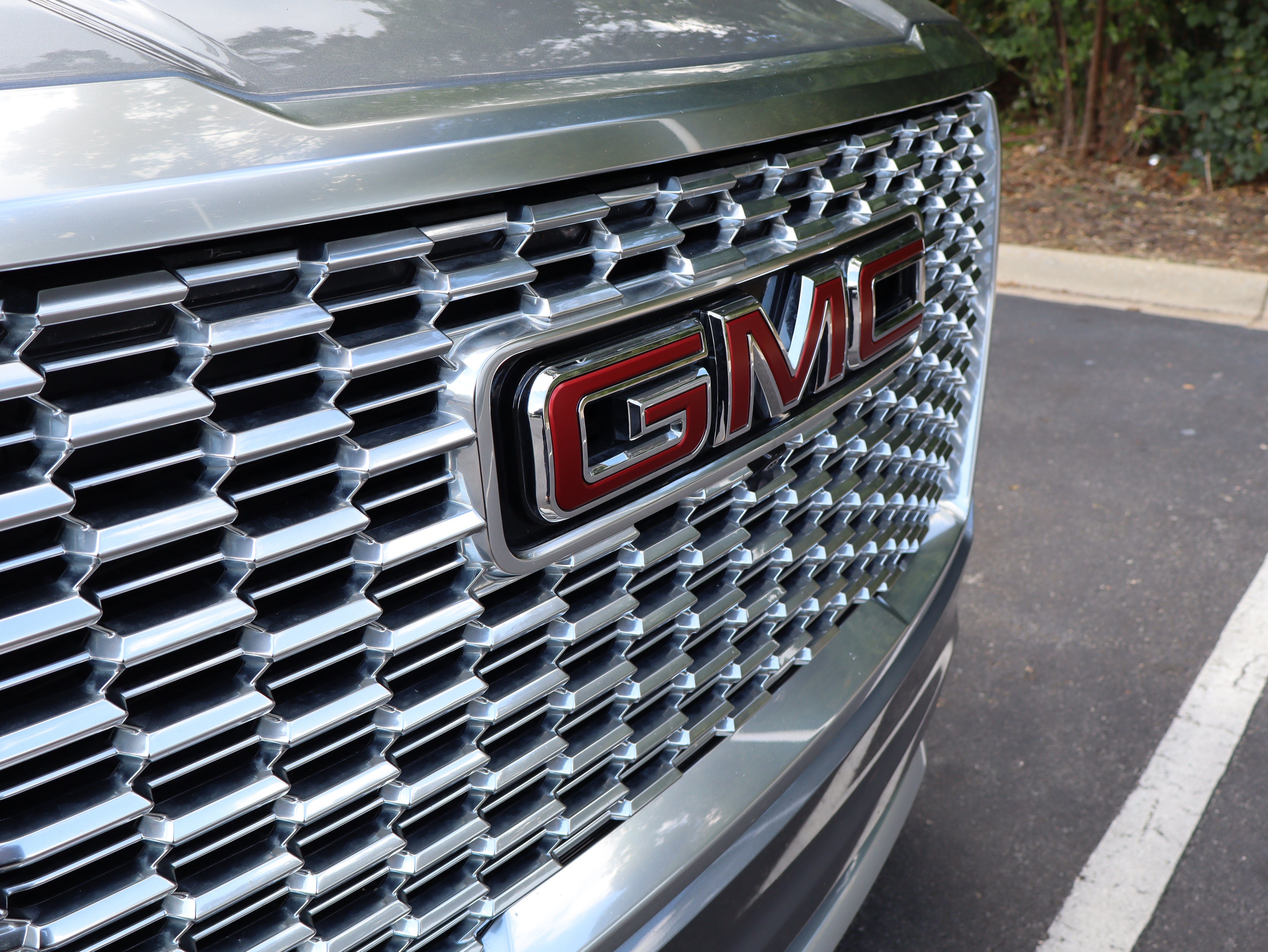 Used 2021 GMC Yukon Denali w/ Denali Ultimate Package AWD/4WD image 15