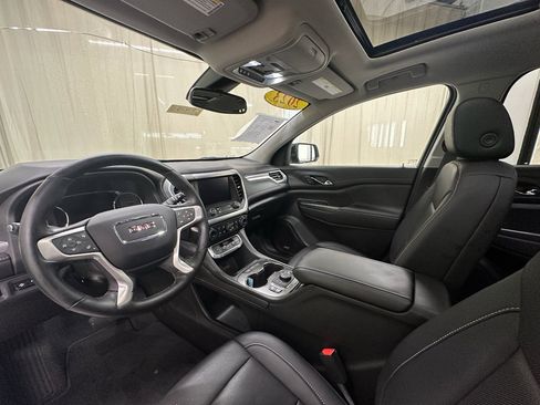 Used 2023 GMC Acadia SLT w/ Elevation Edition AWD/4WD image 29