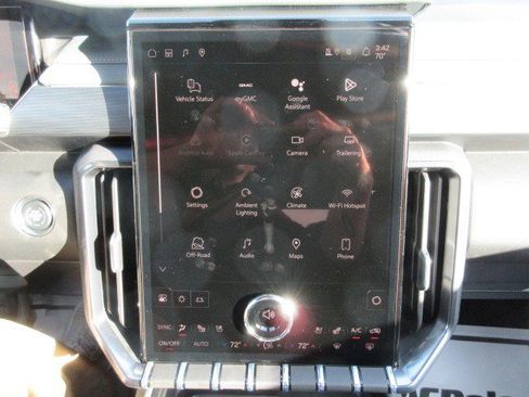 New 2026 GMC Acadia AT4 w/ Luxury Package image 18