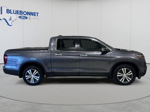 Used 2017 Honda Ridgeline RTS image 4