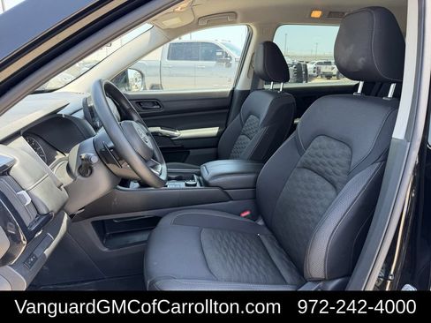Used 2024 Nissan Pathfinder S AWD/4WD image 25