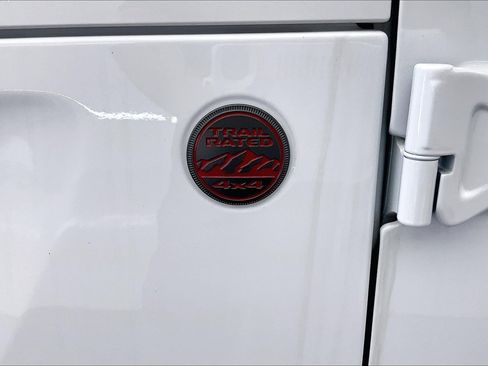 New 2026 Jeep Wrangler Unlimited Rubicon w/ Technology Group AWD/4WD image 22