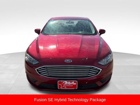 Used 2018 Ford Fusion SE image 5