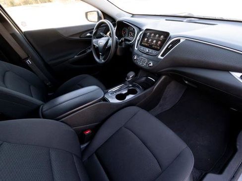 Used 2023 Chevrolet Malibu LT image 26