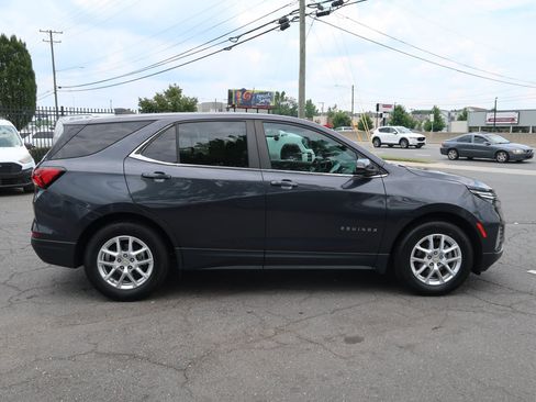 Used 2023 Chevrolet Equinox LT FWD image 11