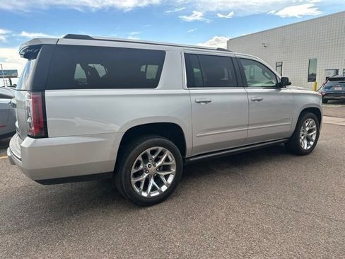 Used 2019 GMC Yukon XL Denali w/ Denali Ultimate Package AWD/4WD image 4