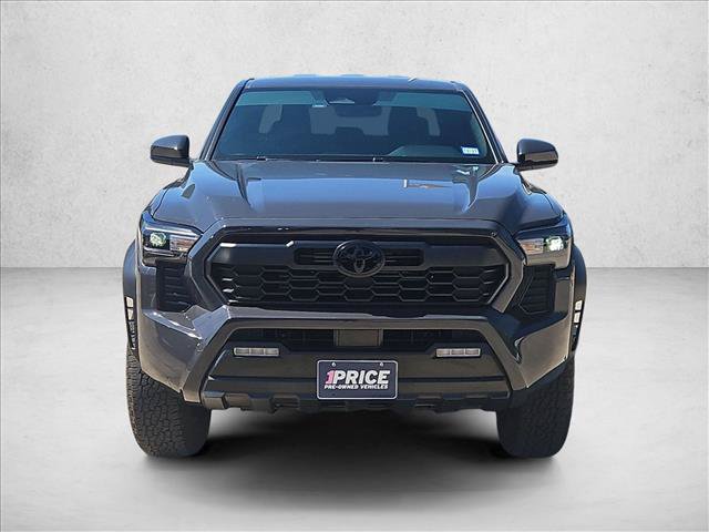 Used 2025 Toyota Tacoma TRD Off-Road AWD/4WD image 2
