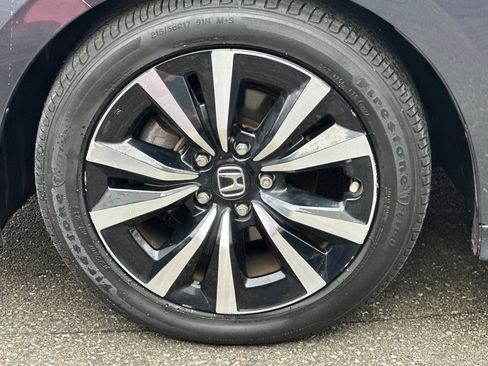 Used 2023 Honda Civic EX image 28