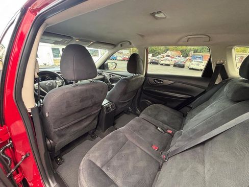 Used 2016 Nissan Rogue S image 12