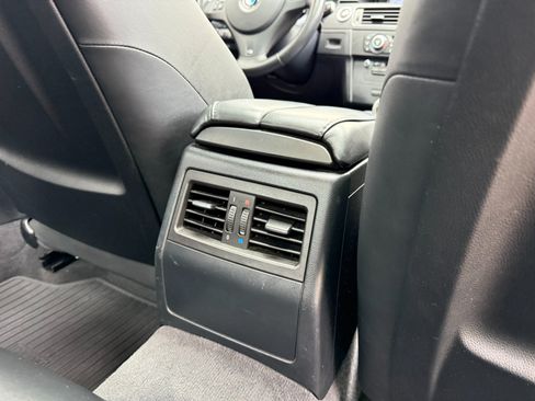 Used 2011 BMW M3 Sedan RWD image 26