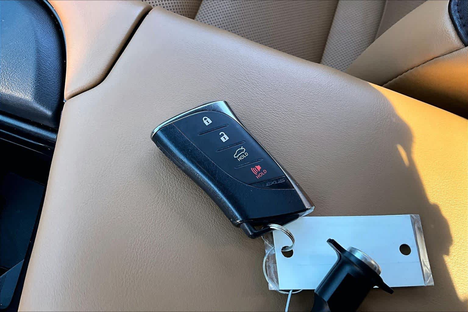 Used 2019 Lexus ES 350 w/ Premium Package FWD image 14