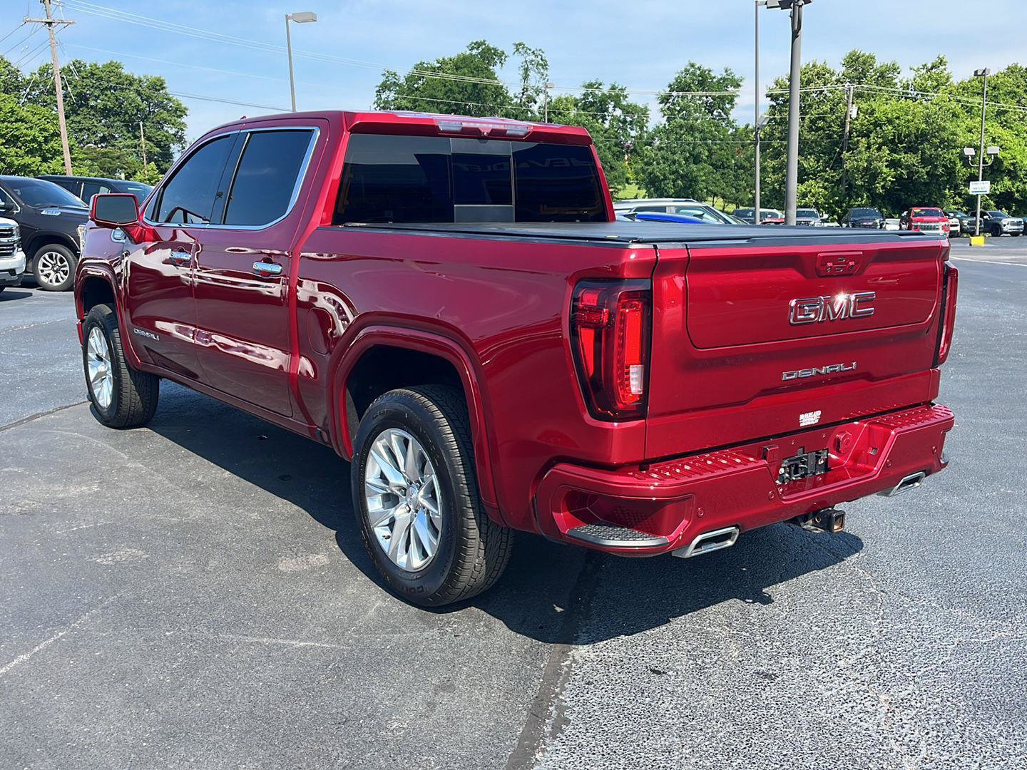 Used 2022 GMC Sierra 1500 Denali AWD/4WD image 3