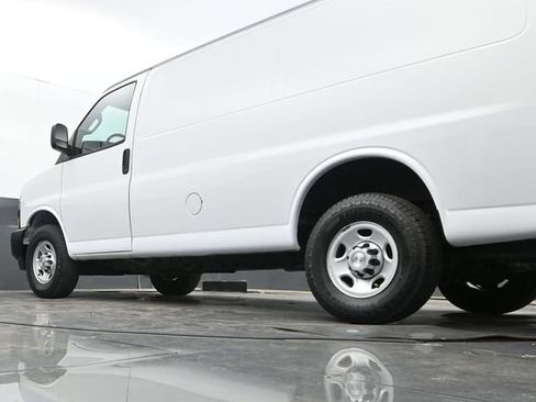 Used 2020 Chevrolet Express 2500 w/ Driver Convenience Package RWD image 23