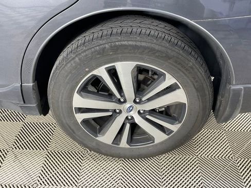 Used 2019 Subaru Outback 2.5i Limited w/ Popular Package #2 image 10