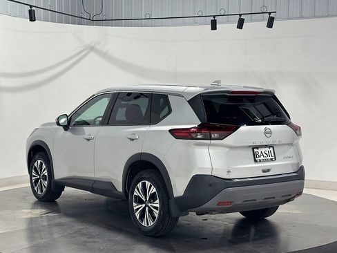 Used 2022 Nissan Rogue SV AWD/4WD image 13
