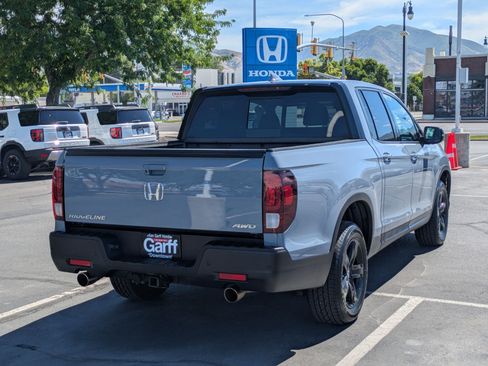Used 2022 Honda Ridgeline Black Edition image 3