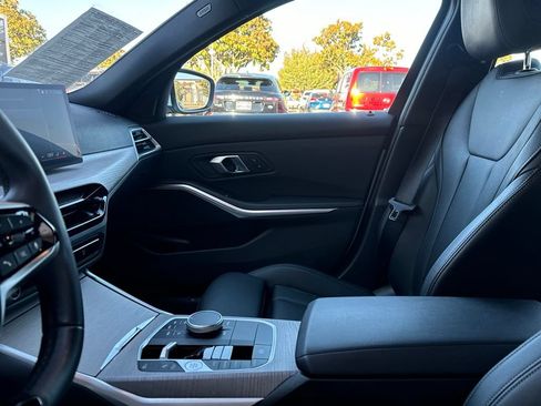 Used 2025 BMW 330i Sedan RWD image 14