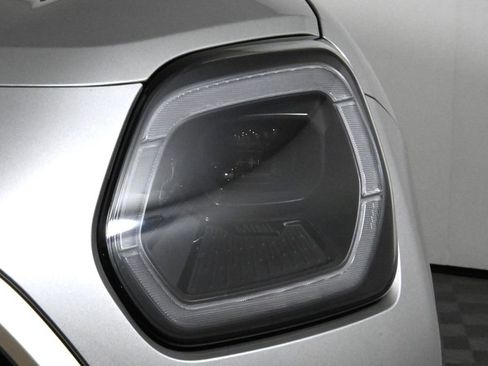 Used 2025 MINI Cooper Countryman SE w/ Comfort Package Max image 11