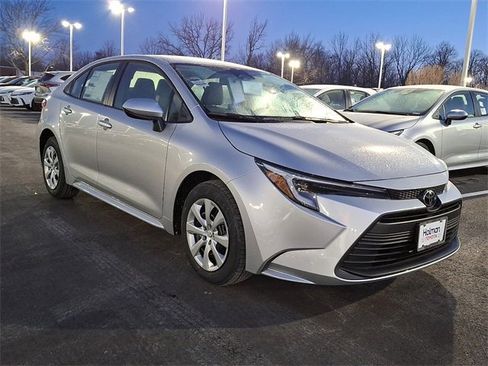 New 2026 Toyota Corolla LE image 2