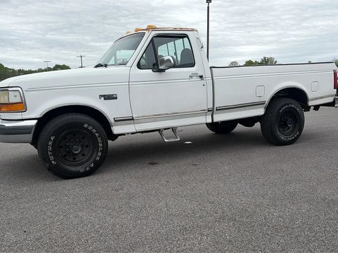 Used 1997 Ford F250 2WD Regular Cab Heavy Duty image 3