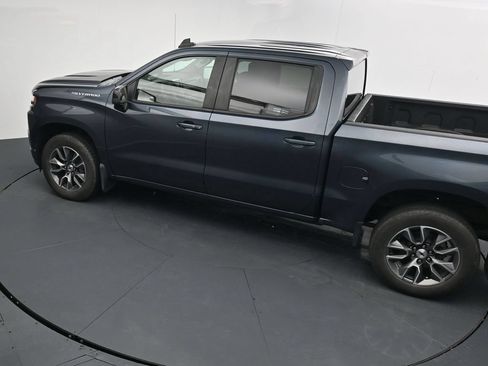 Used 2020 Chevrolet Silverado 1500 RST w/ RST Value Package AWD/4WD image 28