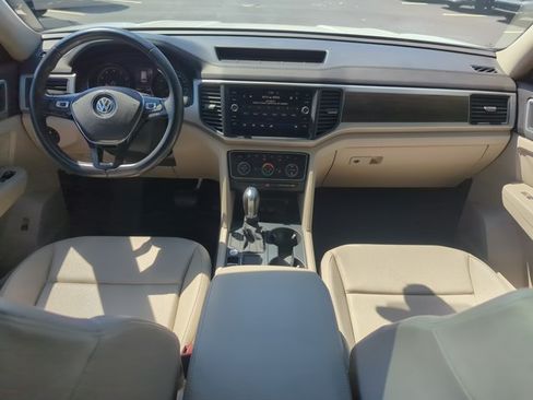 Used 2019 Volkswagen Atlas SE w/ Panoramic Sunroof Package FWD image 21