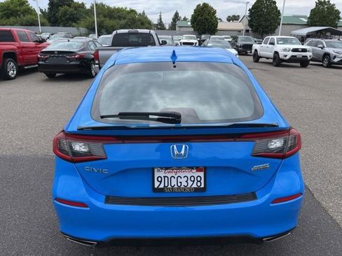 Used 2022 Honda Civic Sport Touring image 7