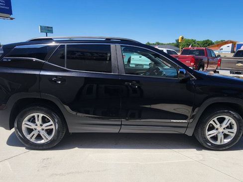 Used 2021 GMC Terrain SLE w/ Driver Convenience Package AWD/4WD image 7