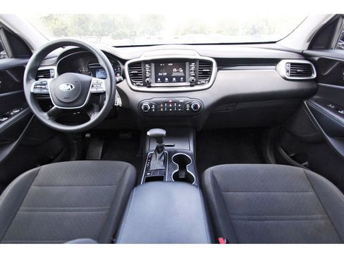 Used 2020 Kia Sorento L FWD image 10