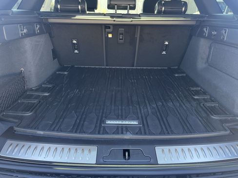 Used 2026 Land Rover Range Rover Velar Dynamic SE image 27