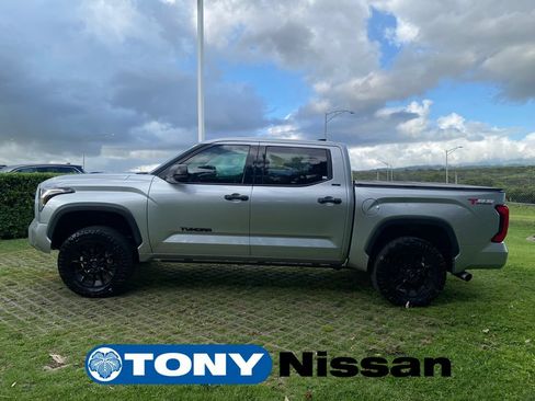 Used 2023 Toyota Tundra SR5 AWD/4WD image 22