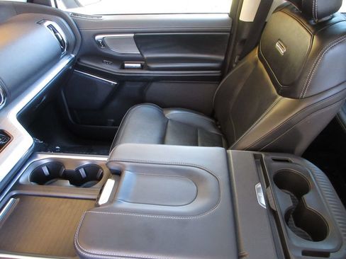Used 2025 Ford Expedition Max Platinum w/ Driver's Package AWD/4WD image 20