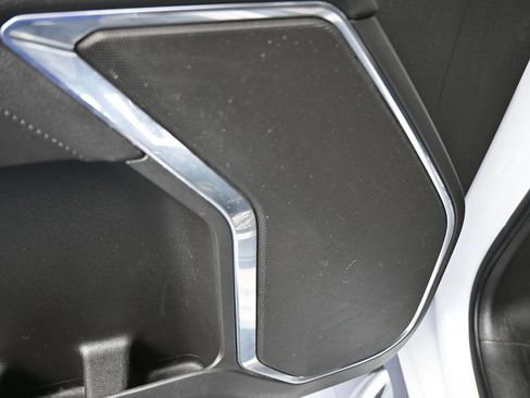 Used 2024 Chevrolet Silverado 2500 LT image 14