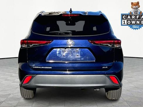 Used 2021 Toyota Highlander XLE image 7