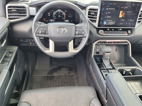 Used 2025 Toyota Tundra Limited image 7