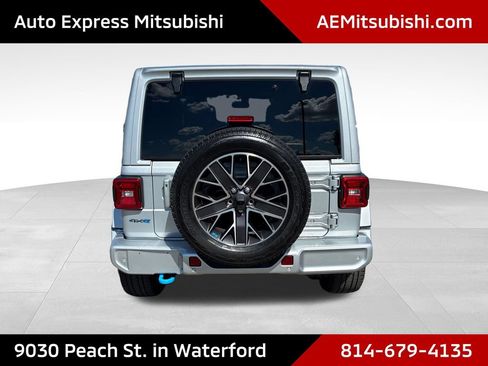 Used 2023 Jeep Wrangler Unlimited Sahara AWD/4WD image 6