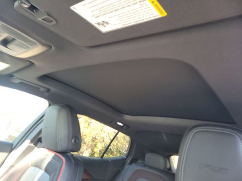 New 2026 Chevrolet Equinox EV RS image 18