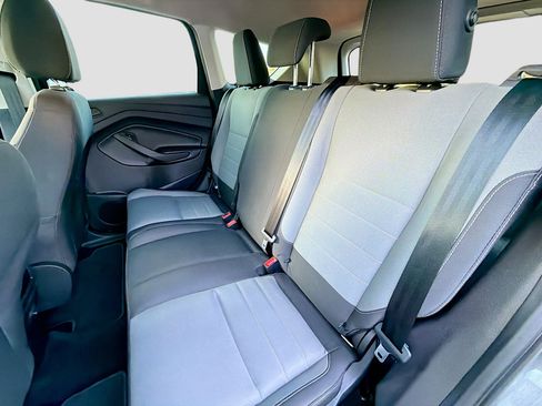 Used 2017 Ford Escape S image 19