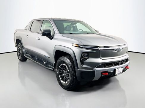 New 2026 Chevrolet Silverado EV Trail Boss image 3