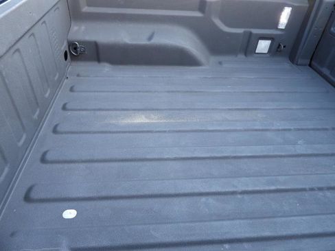 Used 2023 Jeep Gladiator Sport AWD/4WD image 36