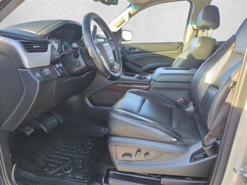Used 2017 GMC Yukon SLT w/ Open Road Package image 11