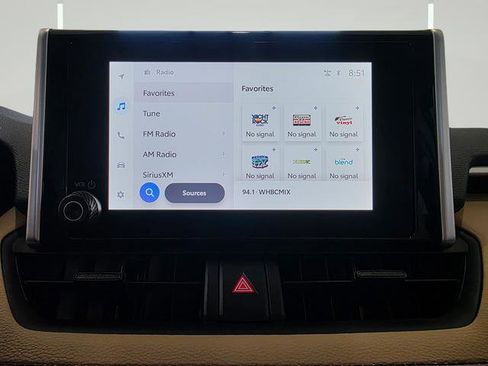 Used 2025 Toyota RAV4 XLE image 18