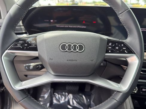 Certified 2025 Audi Q5 Premium w/ Premium Plus AWD/4WD image 19