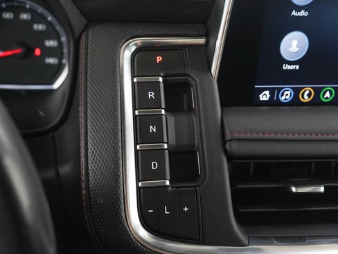 Used 2021 Chevrolet Tahoe RST w/ Luxury Package AWD/4WD image 27