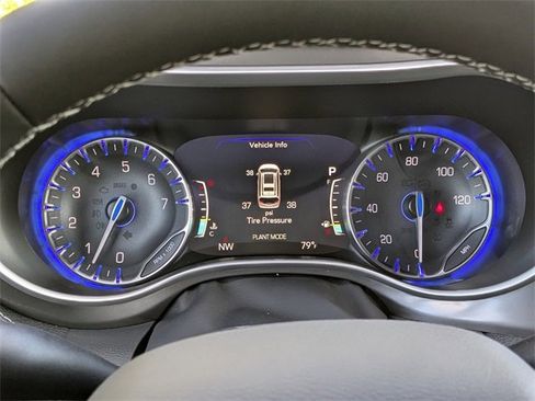 New 2026 Chrysler Pacifica Select image 27