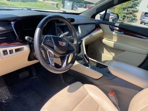Used 2019 Cadillac XT5 Luxury image 8