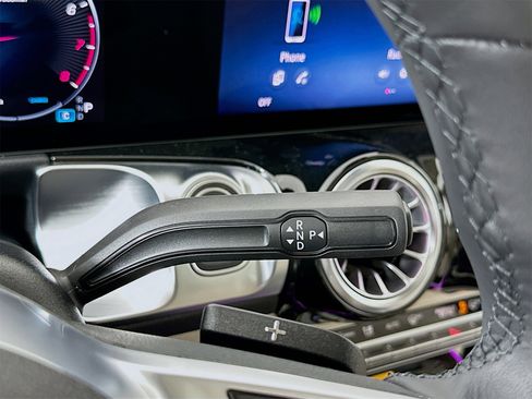 New 2026 Mercedes-Benz GLB 250 GLB 250 image 17