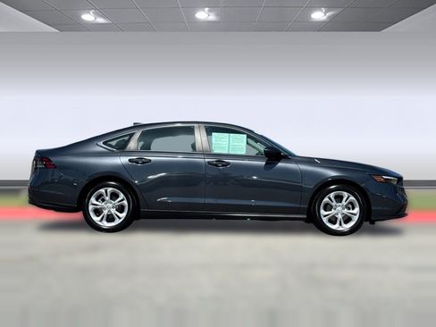 Certified 2025 Honda Accord LX image 7